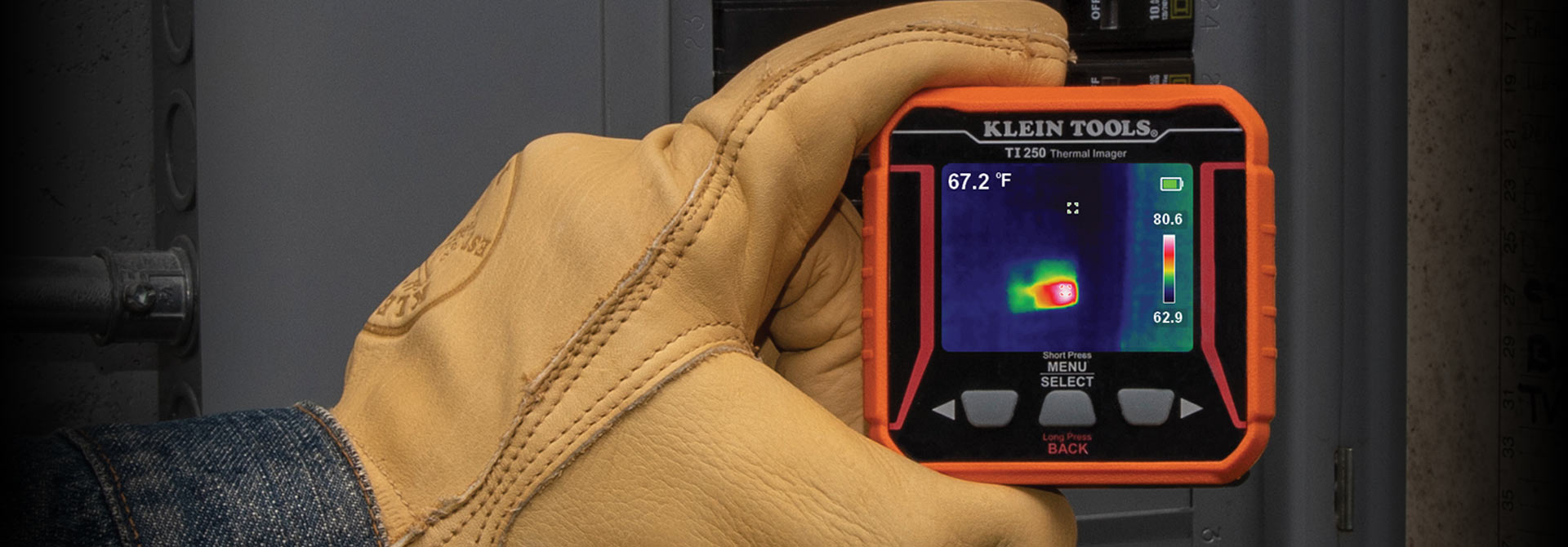 RECHARGEABLE
THERMAL IMAGER